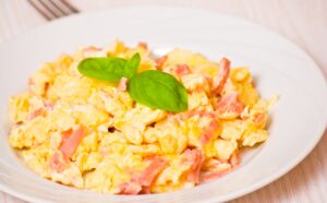 scrambled eggs with bacon 300x186 - non vegetarian Indian keto diet plan recipes