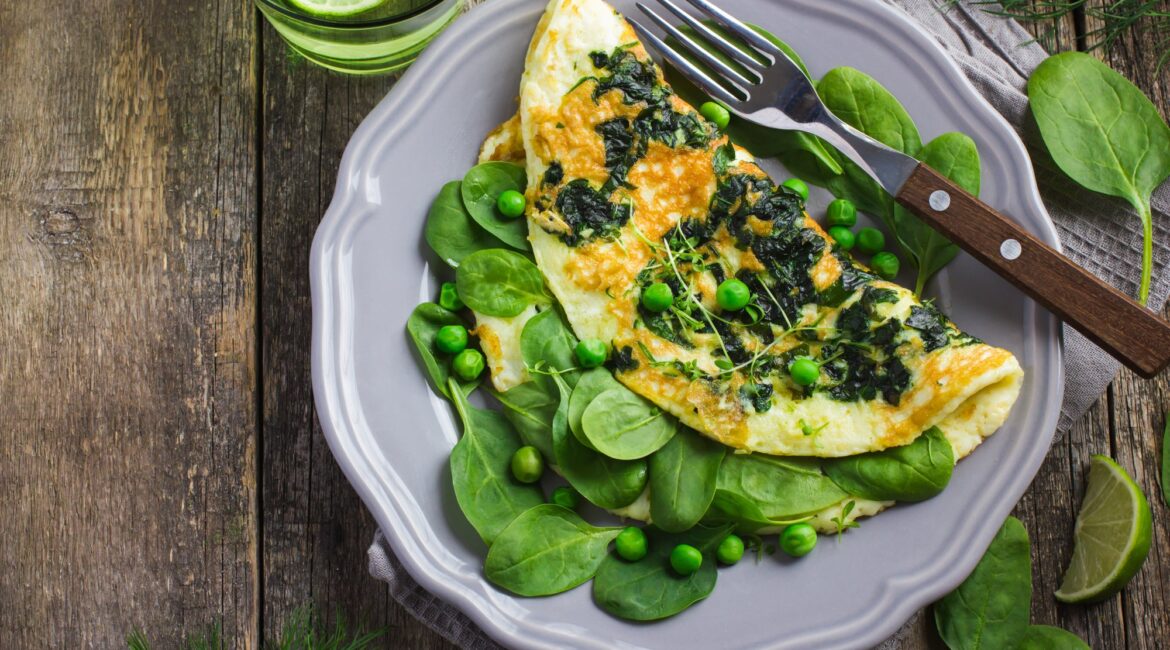 omelette with spinach and green peas