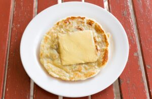 lchf keto roti poorie paratha indian bread 300x195 - lchf keto roti poori paratha